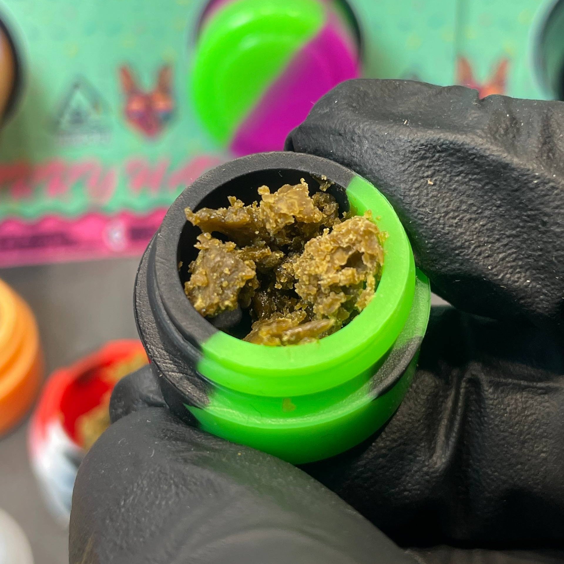 HAN LARRY - CRUMBLE ROSIN (Δ-9 THC)