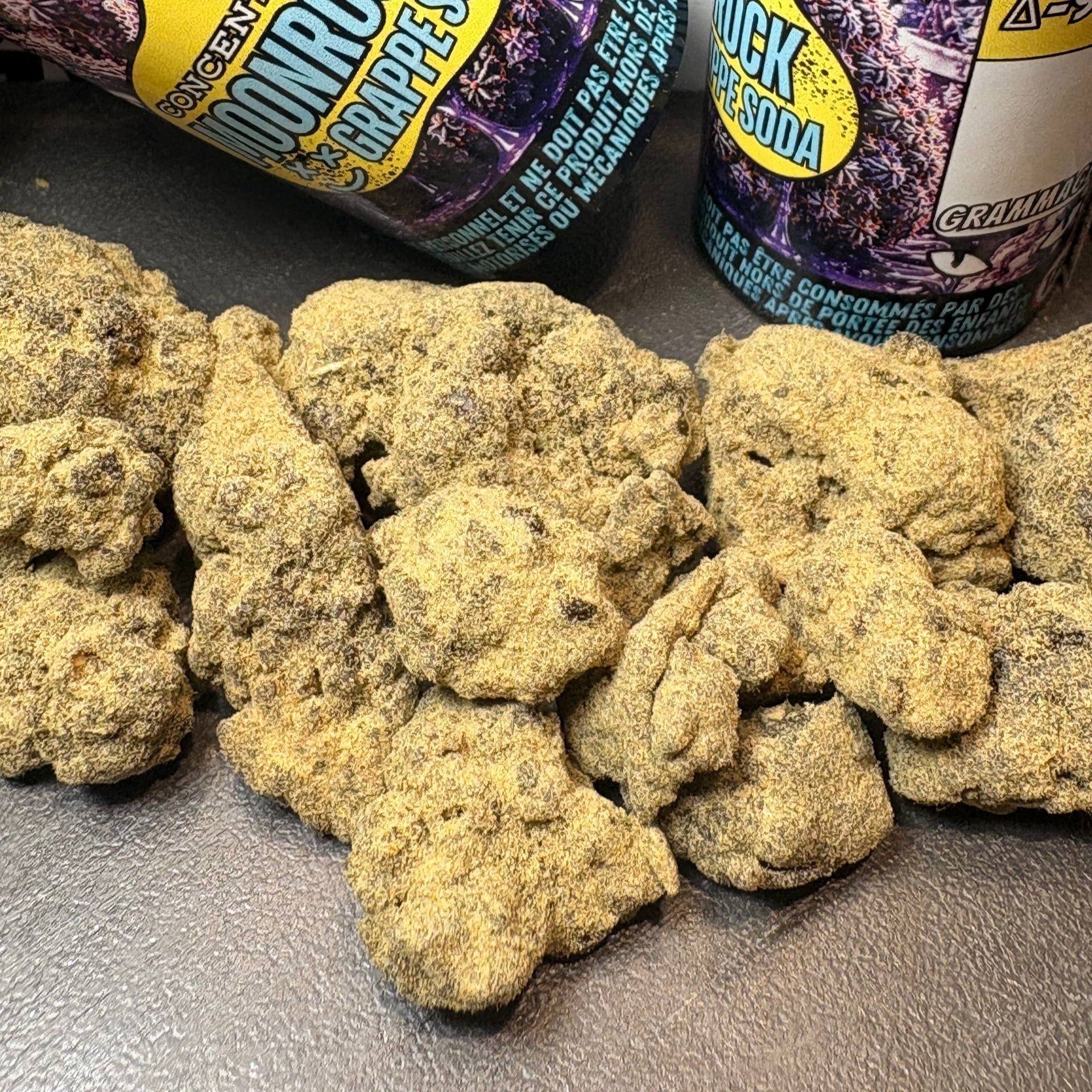 Image of MOONROCK GRAPPE SODA (Δ-9 THC)