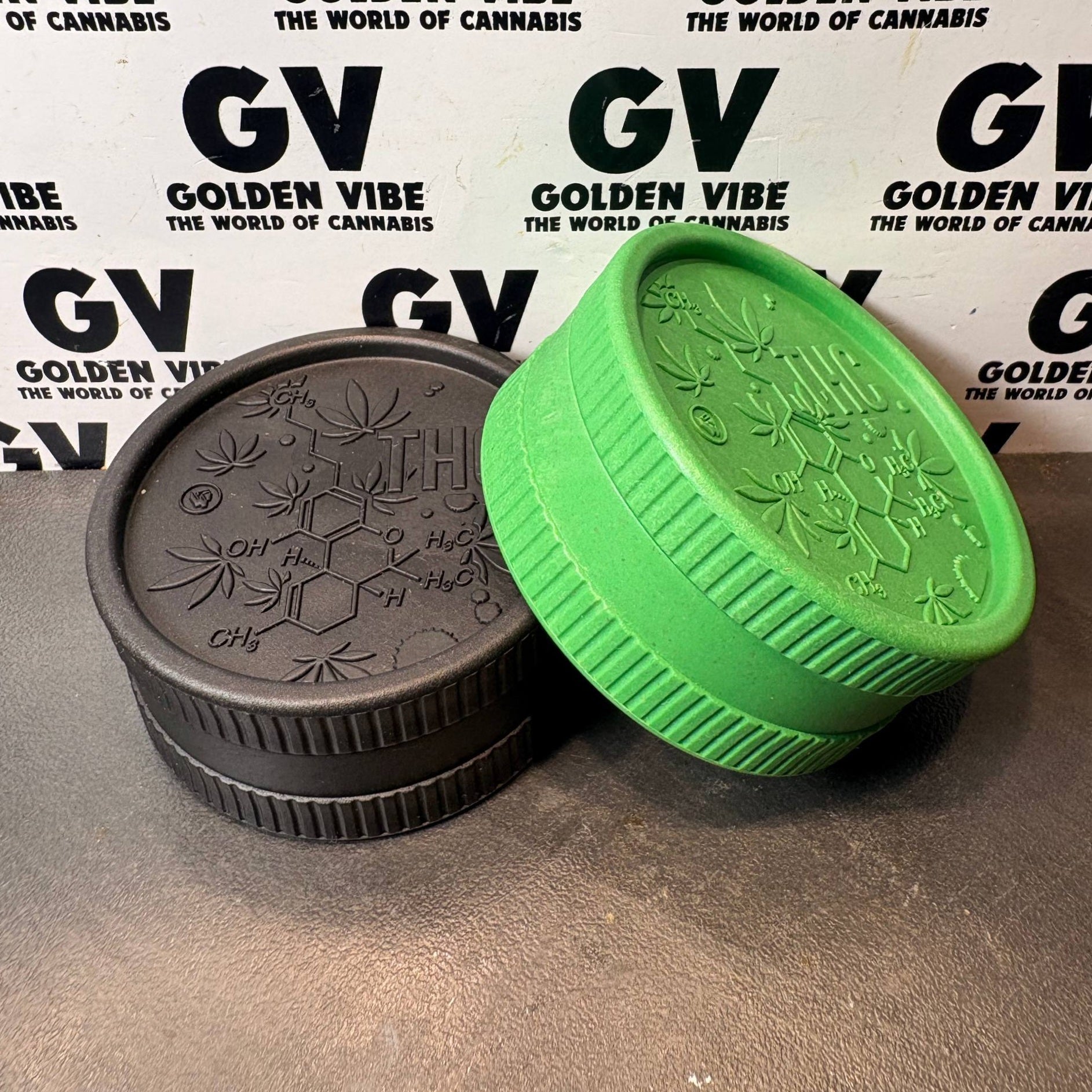 Image of GRINDER FIRE-FLOW HEMP 420 THC MOLECULE 55MM