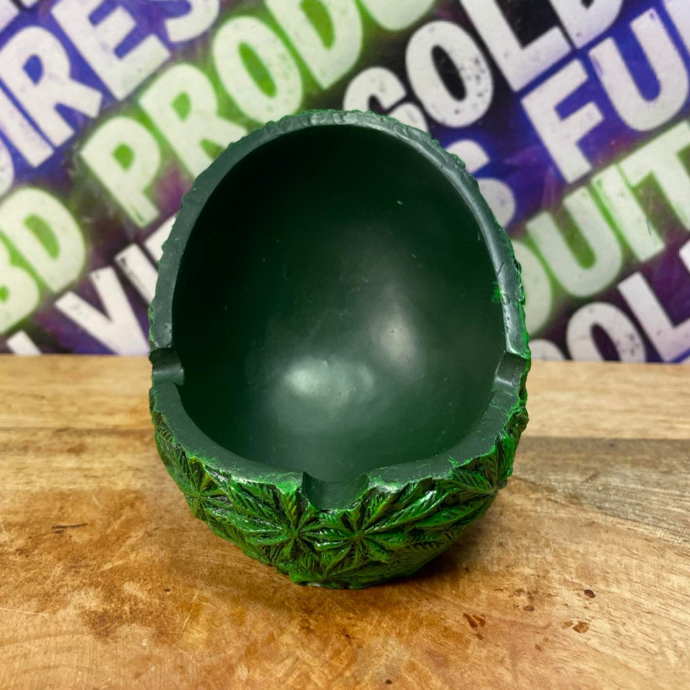 Image of CENDRIER SKULL LEAF